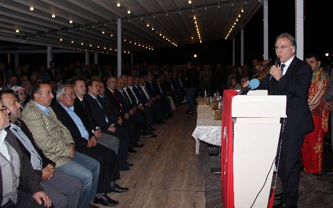 Ak Parti Genel Başkan Yardımcısı Mehmet Ali Şahin: