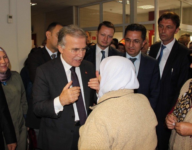 Şahin’den Rusya’ya: "Gölge Etmesinler"