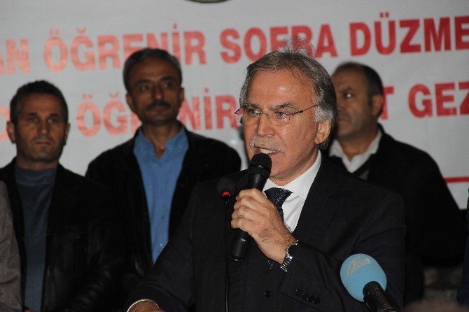 Ak Parti Genel Başkan Yardımcısı Mehmet Ali Şahin: