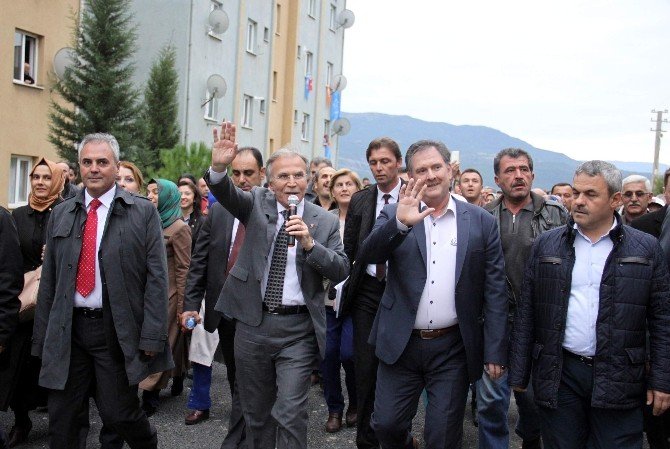 Ak Parti Genel Başkan Yardımcısı Mehmet Ali Şahin: