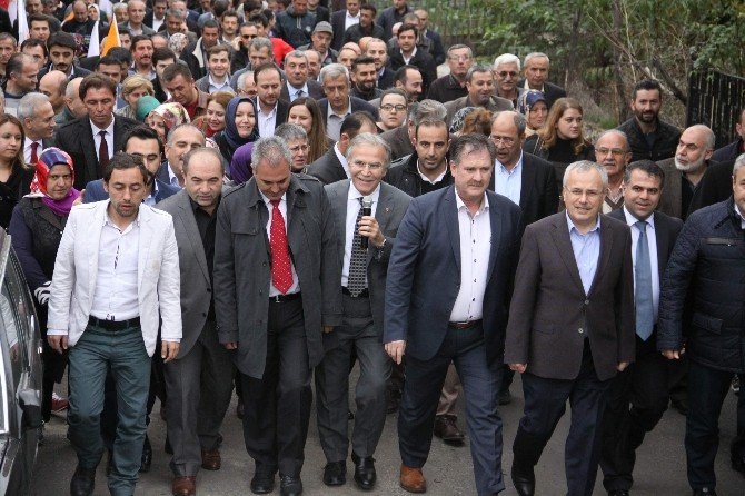 Ak Parti Genel Başkan Yardımcısı Mehmet Ali Şahin: