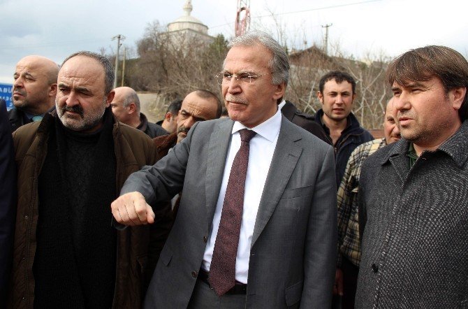 Ak Parti Genel Başkan Yardımcısı Şahin, Heyelan Bölgesinde İncelemelerde Bulundu