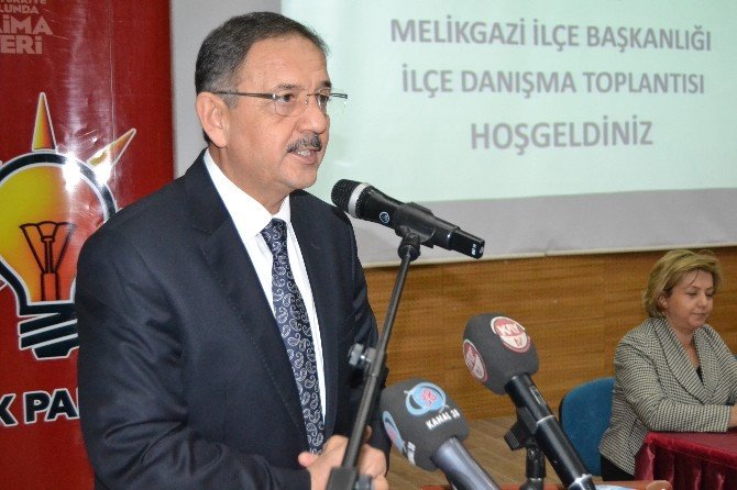 Ak Parti Genel Başkan Yardımcısı Mehmet Özhaseki: