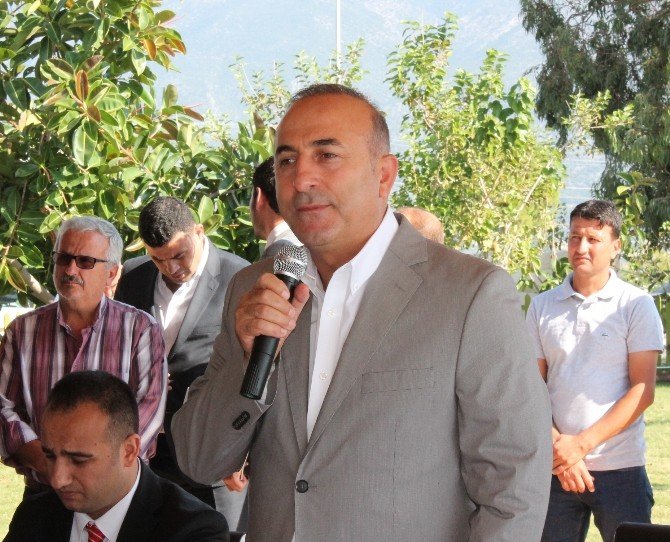 Mevlüt Çavuşoğlu: "Türk Ve Müslüman Olduğumuz İçin Neler Yaptılar Neler"