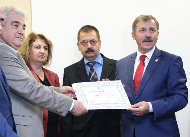 Özdağ: "Soma’da Altın Rezervi Bulundu"