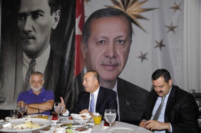 Çavuşoğlu’ndan, Rusya’nın Suriye’ye Hava Saldırısına İlişkin Açıklama