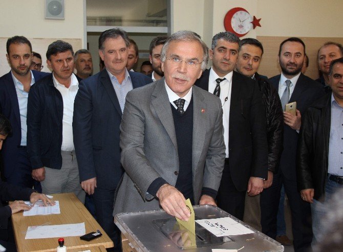 Ak Partili Şahin, Oyunu Kullandı
