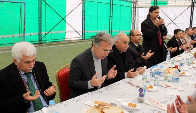 Ak Partili Şahin’den Putin’e İhlal Sorusu