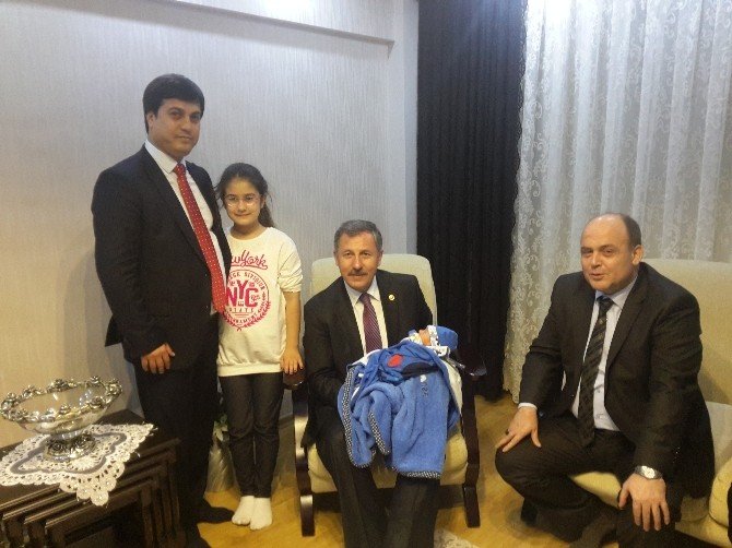 Özdağ’dan ‘Sandığa Hazır Olun’ Mesajı