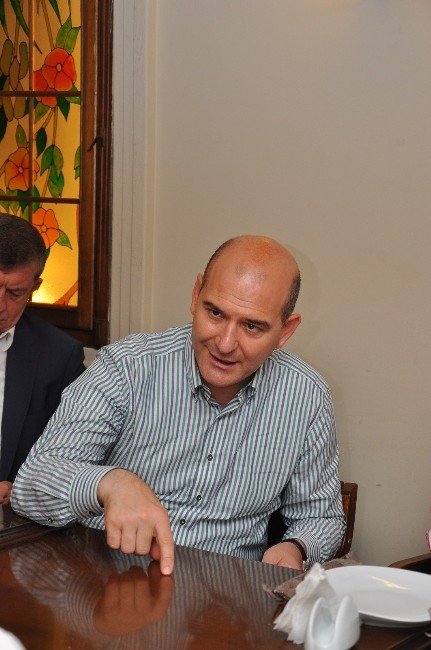 Ak Parti Genel Başkan Yardımcısı Süleyman Soylu, Esnafla Kahvaltı Buluşmalarını Sürdürüyor
