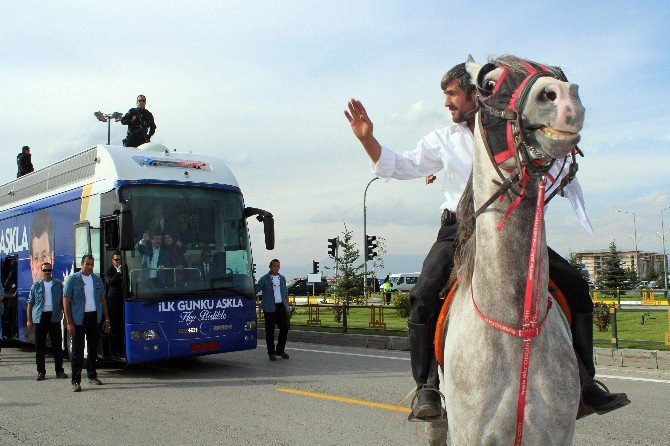 Başbakan Davutoğlu Erzurum’da