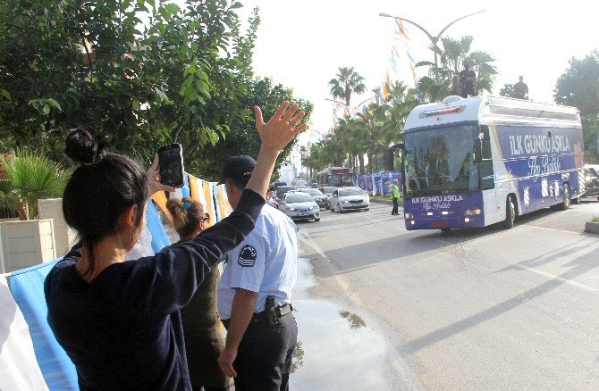 Başbakan Davutoğlu Adana’da