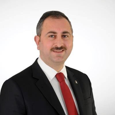 Abdülhamit Gül’den Medyaya Sert Eleştiri