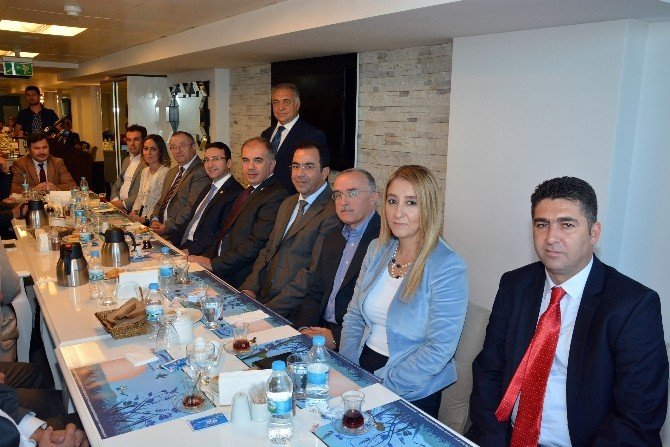 Ak Parti İzmir İl Başkanı Bülent Delican: