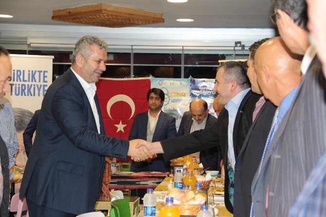 Ak Partili Turan, Stk Temsilcileriyle Buluştu