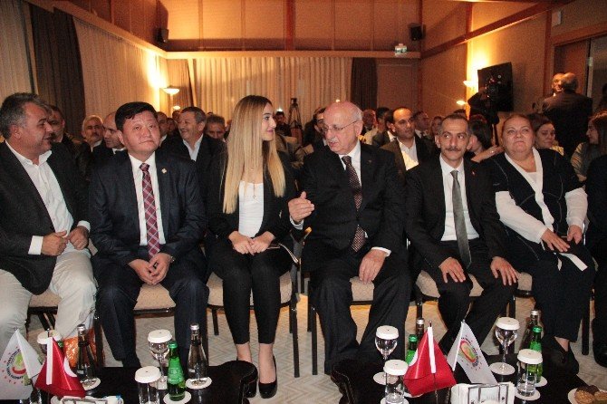 Ak Partili Kahraman: “Sivil Toplum Devam Etmeli, Devlet Elinden Gelen Güçle Desteklemeli ”
