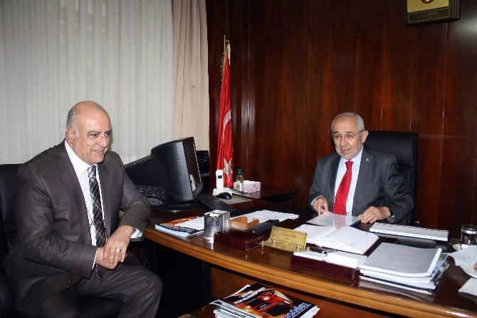 Ak Partili Erdem: “Türkiye’nin En Önemli Sorunu Tek Başına İktidar Eksikliğidir”