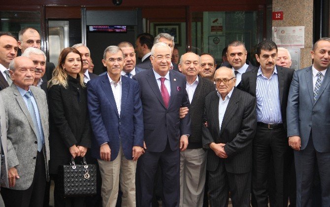 Ak Partili Kubat’tan Vali Şahin’e Taksici Telefonu