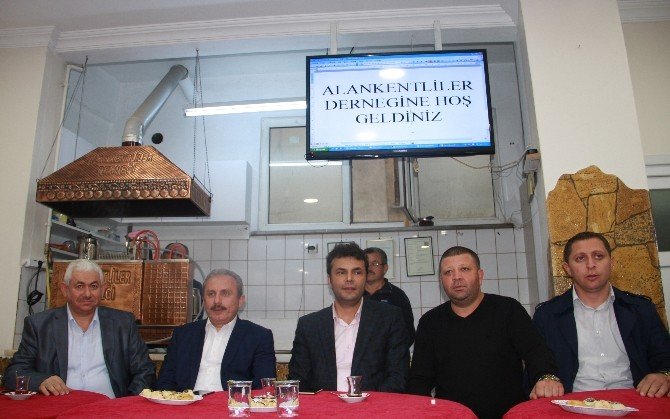 Ak Partili Şentop: “Emeklilikte Yaşa Takılanlarla İlgili Çalışma Var Ama Bu Çok Zor”