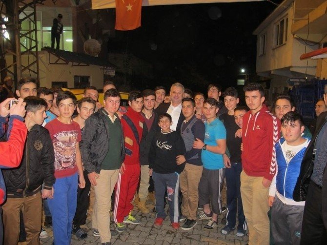 Ak Parti İstanbul Milletvekili Hasan Turan’a Memleketi Giresun’da Coşkulu Karşılama