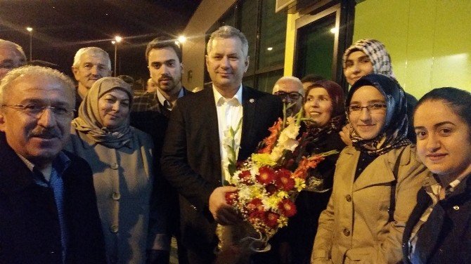 Ak Parti İstanbul Milletvekili Hasan Turan’a Memleketi Giresun’da Coşkulu Karşılama