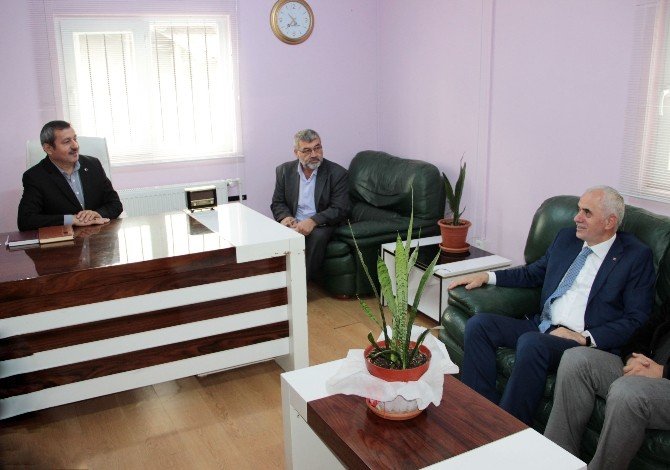 Pazardan Alışveriş Yapan Ak Partili Kaya, 1 Kasım Seçimlerini Değerlendirdi