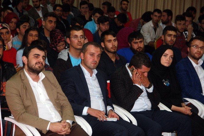 Genç Milletvekili Erkan Kandemir Gençler İle Buluştu