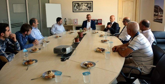 Ak Parti Milletvekili Adayı Kaya, Sanayicilerden İktidar İçin Destek İstedi