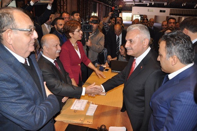 Ak Parti İzmir Milletvekilleri Mazbatalarını Aldı