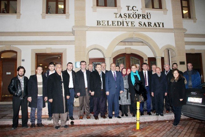 Ak Parti Taşköprü’de Kaynaşma Toplantısı Düzenledi