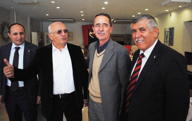 Ak Parti’li Elitaş: "Bahçeli 7 Haziran’dan Sonra Dengeyi Kaybetti"