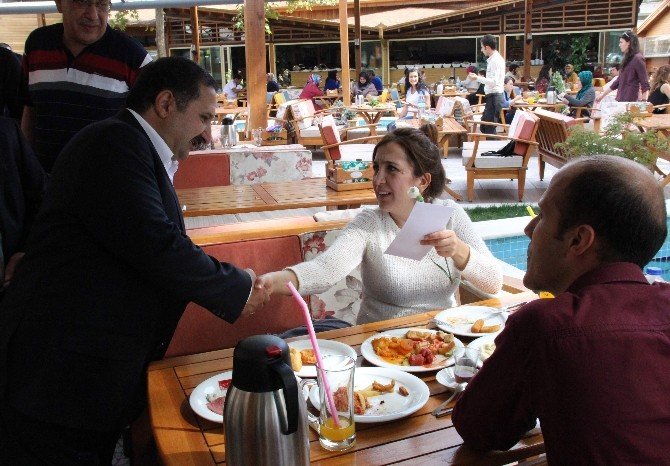 Ak Parti Konya’da Seçim Çalışmalarını Sürdürüyor