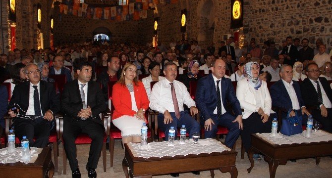 Ak Parti’li Özdağ: “Güneydoğu Anadolu’dan Bir Santim Toprak Alamazsınız”