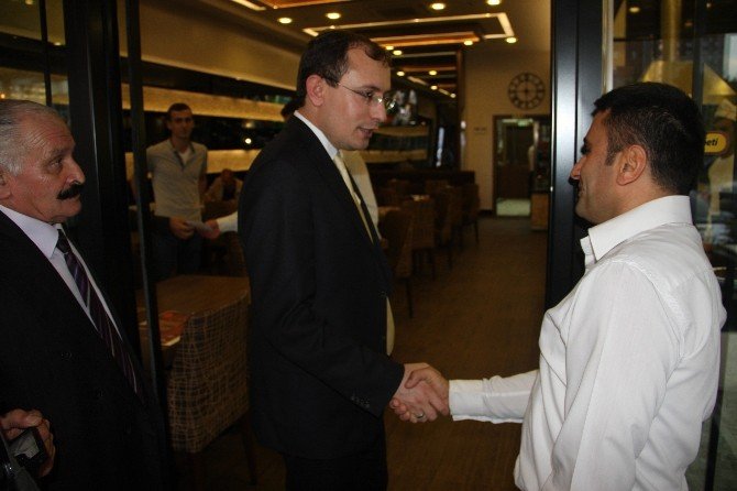 Ak Partili Mehmet Muş “Çat Kapı” Destek İstedi