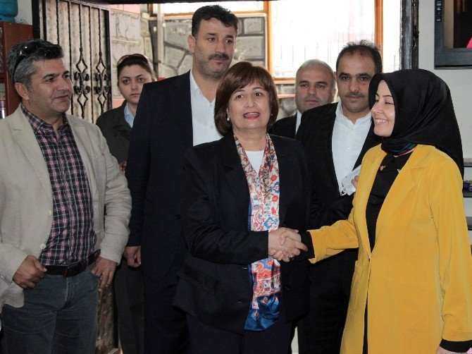 Ak Parti’li Satır: "Durgunluğu Aşmak İçin Tek Başına İktidar Gerekir"