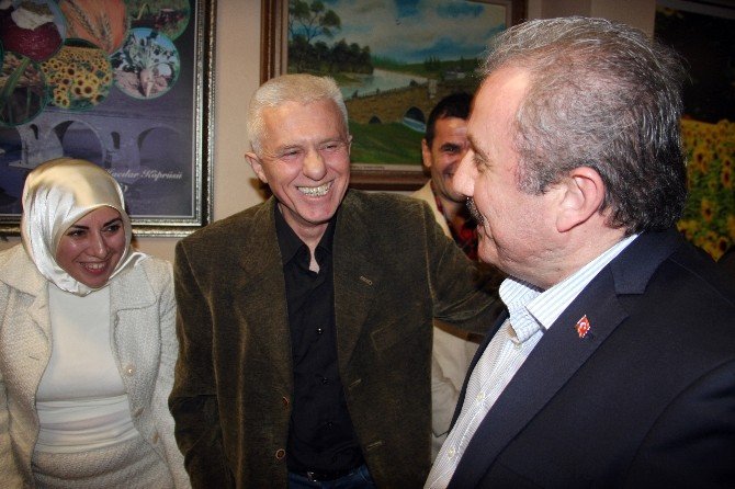 Şentop, Kazandığı Tazminatlarla Döner Dağıtacak