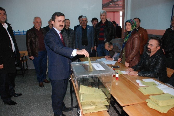 Göçer: “Seçimler Demokraside Aşıdır”
