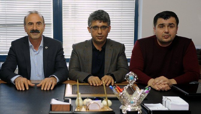 Milletvekilleri Maaşlarını Muratbey Uşak Sportif’e Bağışladı