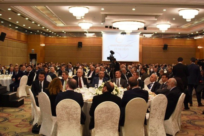 Eski Başbakan Yardımcısı Babacan Van’da