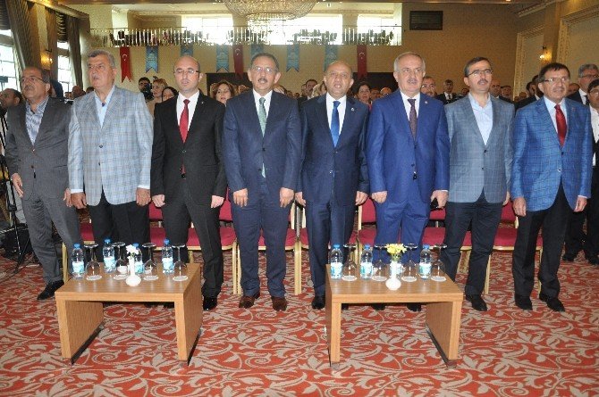 Bilim Sanayi Ve Teknoloji Bakanı Fikri Işık: