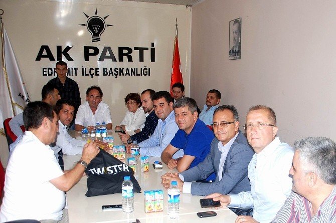 Edremit Ak Parti Yürütme Ve Yönetim Kurulunu Açıkladı