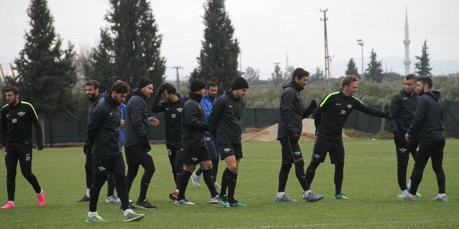 Akhisar Belediyespor 3 Eksik İle Çalıştı