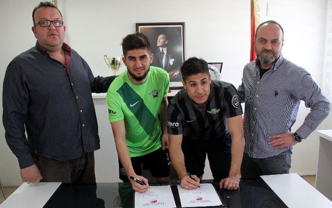 Akhisar Belediyespor’da Soner Ve Alper İmzayı Attı