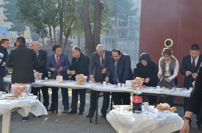 Alaçam Meslek Yüksek Okulu’nda Hamsi Partisi