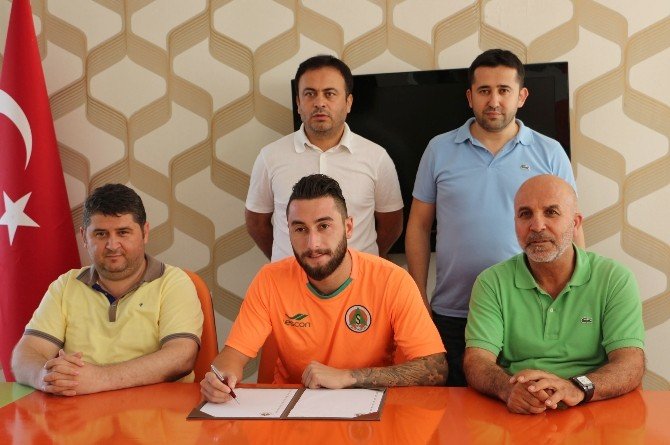 Alanyaspor, Gençlerbirliği’nden Artun’u Kiraladı