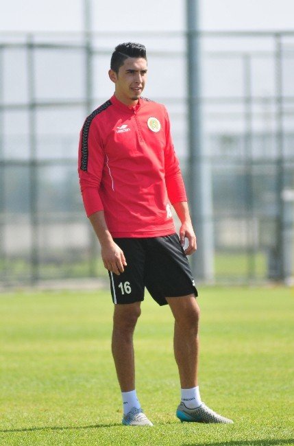 Emre Can, Alanyaspor’un Kampına Katıldı