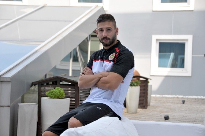 Alanyaspor’un Yeni Transferi Örücü’den İddialı Açıklamalar