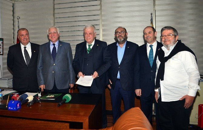 Bursaspor’da Başkanlık Koltuğuna 7 Aday