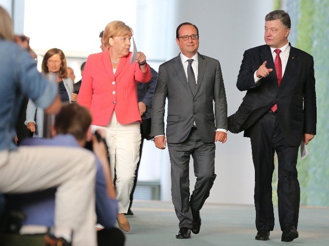 Üç Liderden Minsk’in Uygulanması Çağrısı