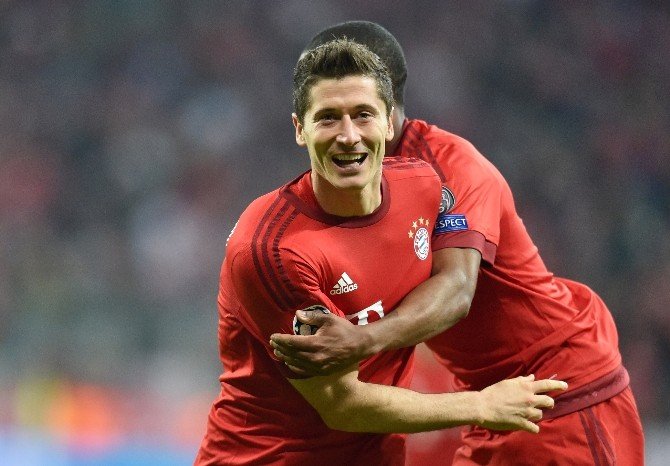 Lewandowski’nin Gol Yağmuru Devam Ediyor